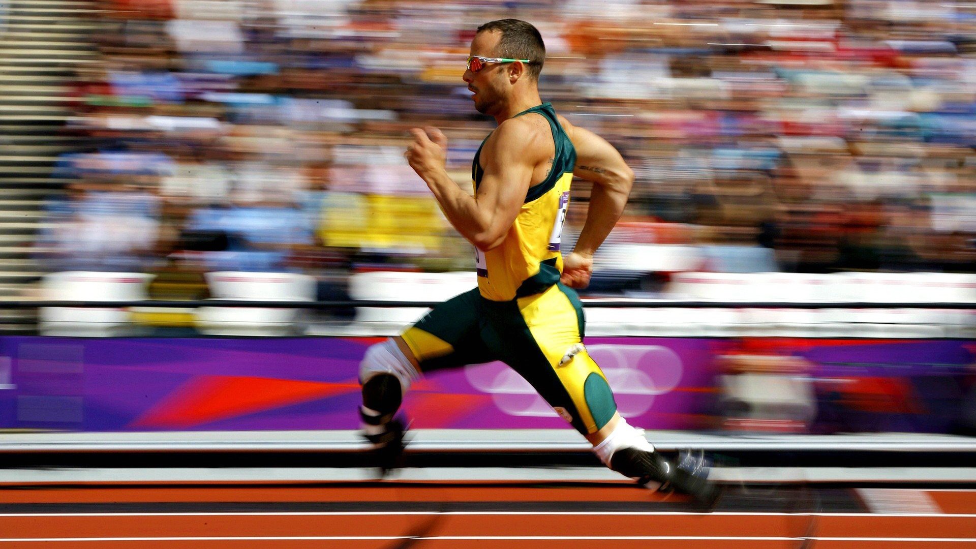 “泥泞与火花：越野赛段的极限考验”，泥泞越野游戏