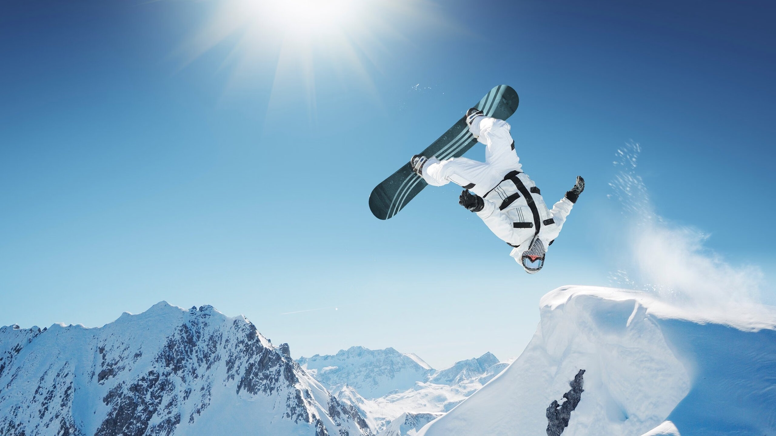 《电竞行业的“软实力”培养：团队合作与心理素质》，电竞团队科普